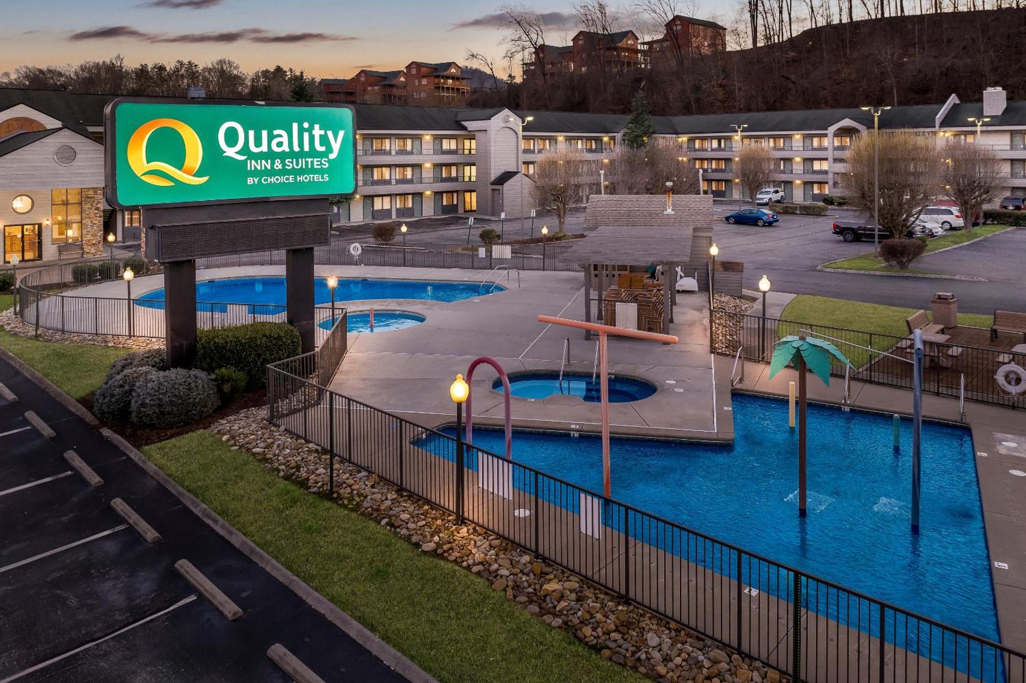 Quality Inn & Suites At Dollywood Lane Pigeon Forge Εξωτερικό φωτογραφία